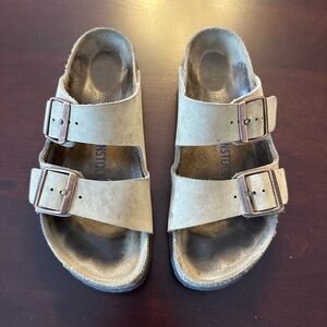 Arizona Oiled Leather Tobacco Brown size 38 (7.5/8)